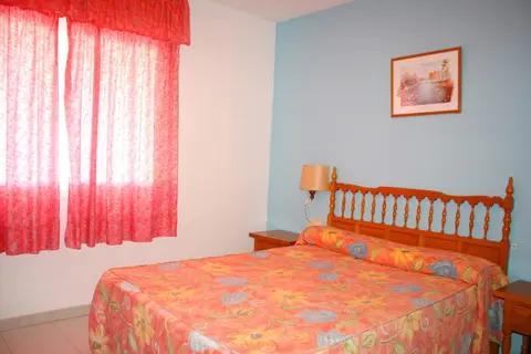 Esmeralda Apartments in La Línea de la Concepción — foto 25