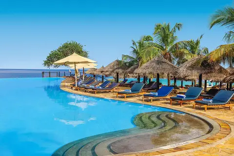 Royal Zanzibar Beach Resort in Nungwi — foto 2