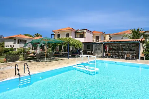 Pela in Σκάλα Καλλονής — foto 11