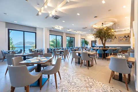 Radisson Resort Ruza Vjetrova in Bar — foto 27