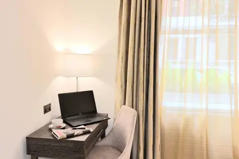 Astor Court in Londen — foto 21