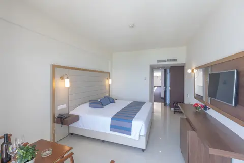 Iliada Beach Hotel in Παραλίμνι — foto 19