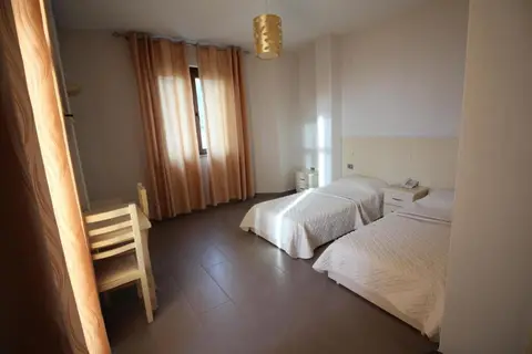 Hotel Piazza in Peshkopia — foto 9