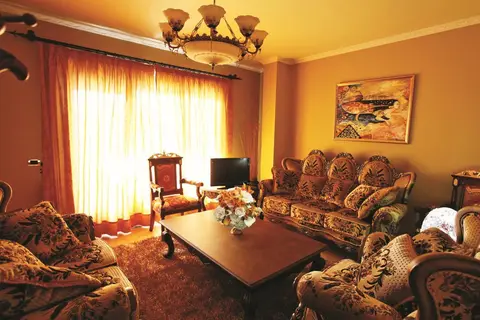 Dinasty Hotel in Tirana — foto 19