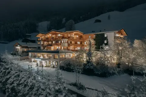 Hotel Jörglerhof in Hainzenberg
