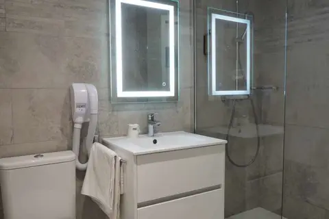 Hotel Busby in Nice, foto 13