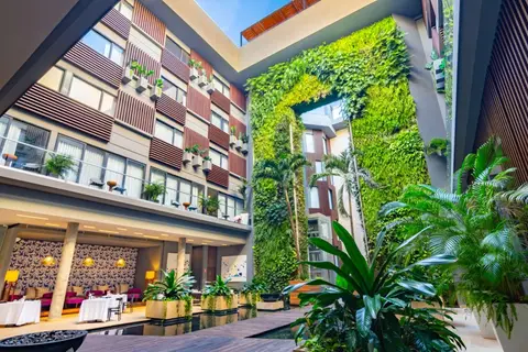 The Fives Downtown Hotel & Residences, Curio Collection by Hilton in Playa del Carmen