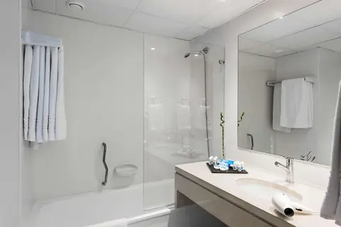 Hotel TRYP by Wyndham Lisboa Caparica Mar in Costa da Caparica — foto 21