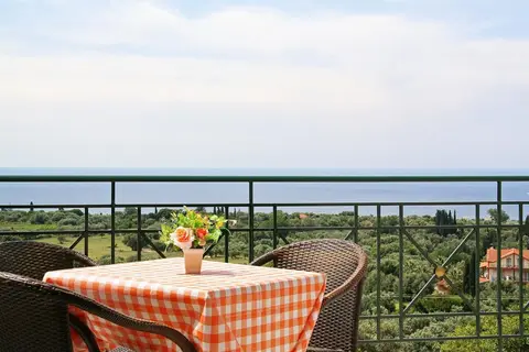 Sarantos Pool Suites in Λακήθρα — foto 5