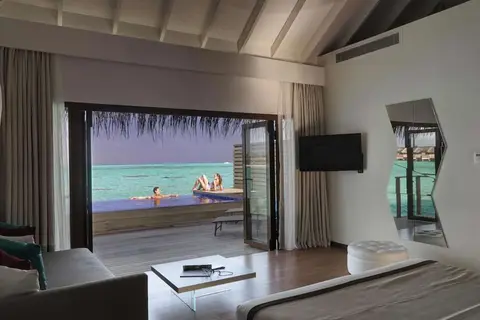 Cocoon Maldives Resort in އޮޅުވެލިފުށި — foto 19