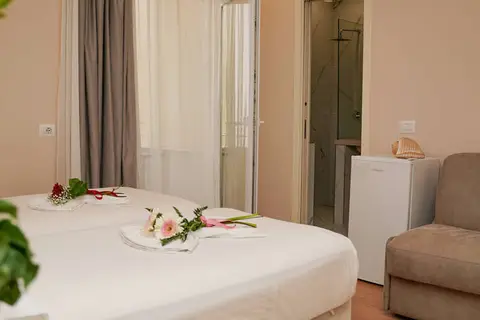 Edart Hotel in Durrës — foto 3