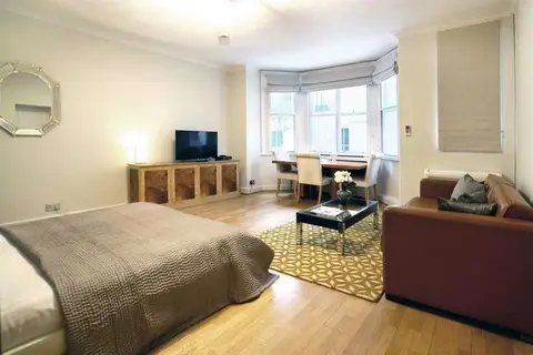 Chesham Court in Londen — foto 2