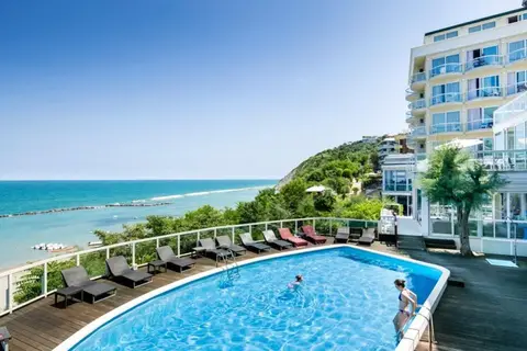 Hotel Sans Souci in Gabicce Mare