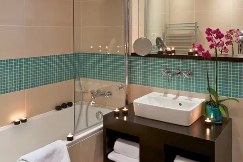 Red & Blue Design Hotel Prague in Praag — foto 26