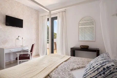 Vintage Hotel Bella Colina est. 1953 in Peguera — foto 4