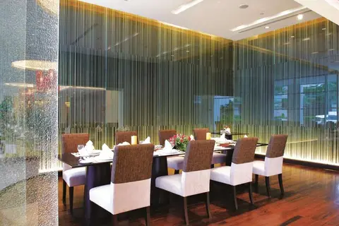 The Narathiwas Residence Sathorn Bangkok in Bangkok — foto 8