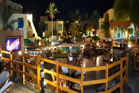 Eagles Downtown Zahabia Resort & Aqua Park in Hurghada — foto 16