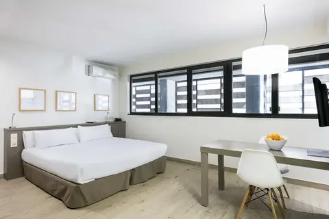 Aparthotel Barcelona Montjuic in Barcelona — foto 26