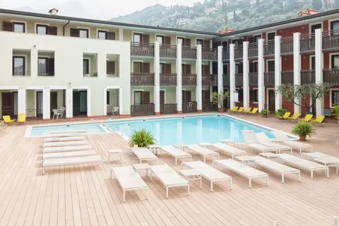 Club Hotel la Vela in Torbole Casaglia — foto 7