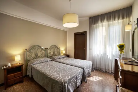 Hotel Bisesti in Bardolino — foto 25