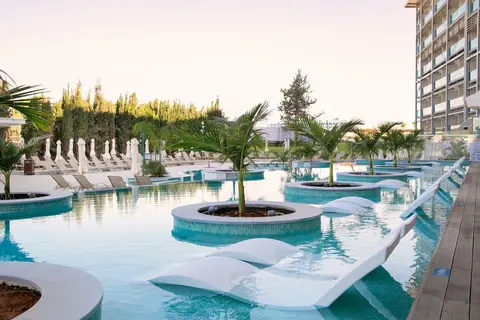 Asterias Beach Hotel in Ayia Napa — foto 4