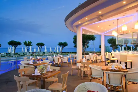 Pernera Beach Hotel in Παραλίμνι — foto 26