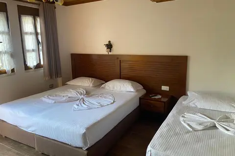 Hotel Praga in Gjirokastra, foto 24
