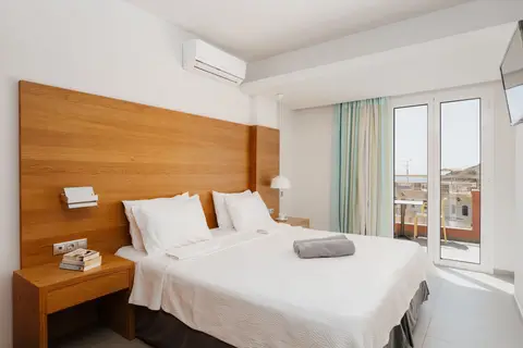 Petra Hotel in Αγία Γαλήνη — foto 3