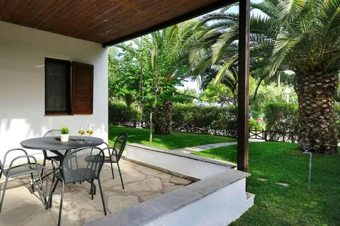 Trikorfo Beach in Γερακινή — foto 27