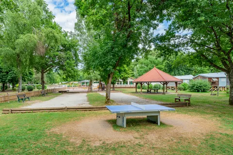 Camping Le Val De Bonnal foto 11