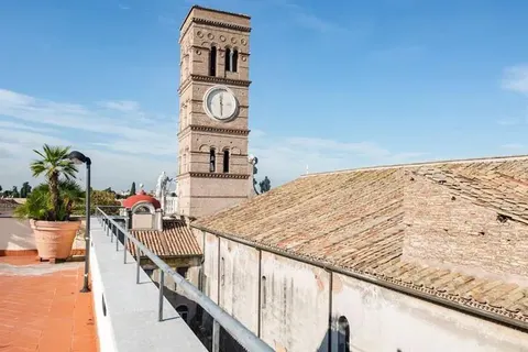 Hotel Domus Sessoriana in Rome