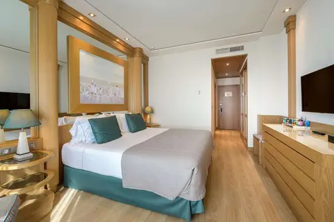 Las Arenas Balneario Resort in Valencia — foto 3