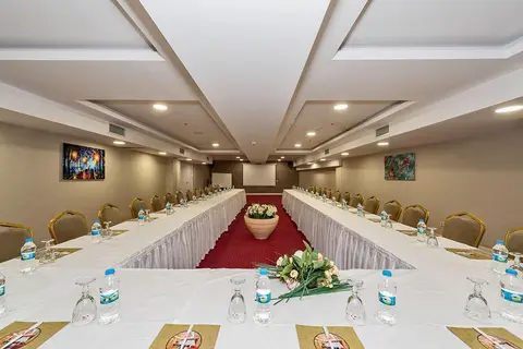 Marnas Hotels in Bayrampaşa, foto 14