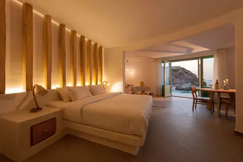 Neptune Luxury Spa Suites in Thira Municipal Unit, foto 14