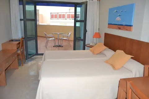 Bahia Aparthotel in San Pedro del Pinatar — foto 2