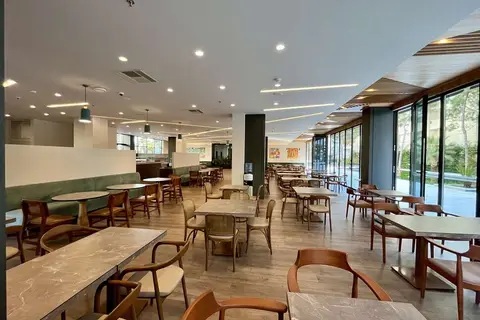 Durres Bay Hotel in Durrës — foto 19