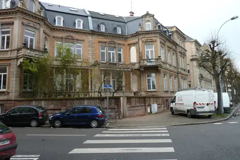 Adonis Strasbourg in Straatsburg — foto 10