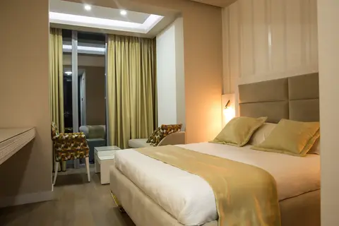 New W Hotel in Tirana — foto 3