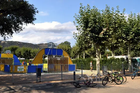 Camping Riembau foto 4