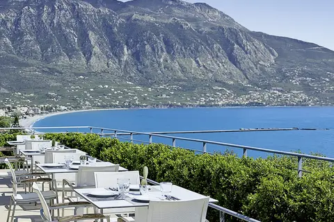 Pharae Palace in Kalamata — foto 23