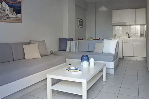 Melina in Δημοτική Ενότητα Μαλίων — foto 6