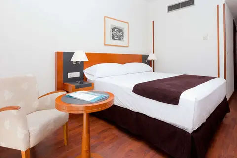 Senator Barajas Hotel in Madrid — foto 28