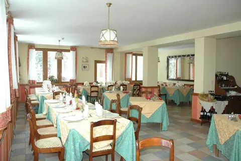 Hotel Villa Emma in Canazei - Cianacei — foto 5