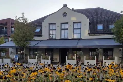 1851 Bar & Hotel foto 1