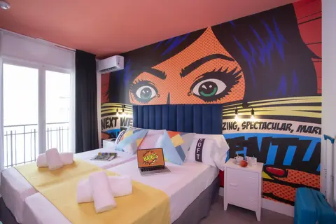 Casual Pop Art Benidorm in Benidorm — foto 13