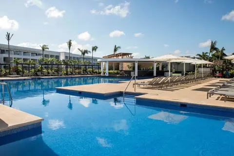 Platinum Yucatán Princess in Playa del Carmen