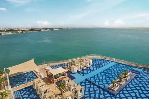 Royal M Hotel by Gewan Abu Dhabi in البطين — foto 11