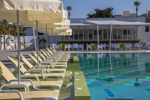 Nicholas Color Hotel in Ayia Napa — foto 14