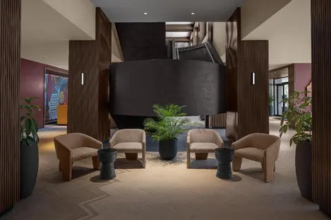 Rok Hotel Kingston Tapestry Collection By Hilton in Kingston — foto 2