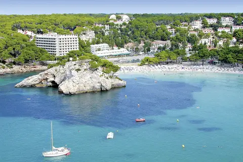 Floramar Aparthotel in Ferreries — foto 6